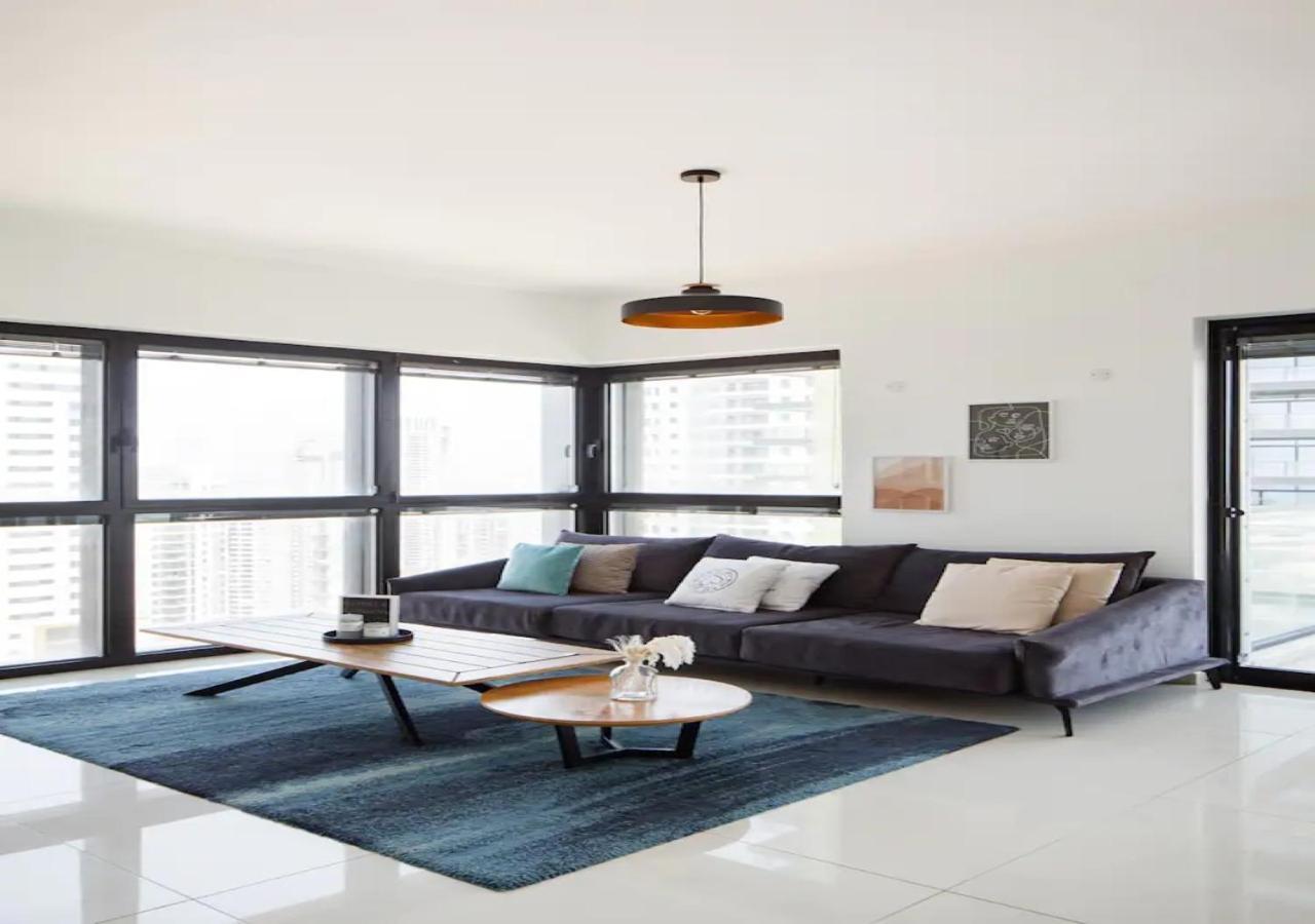 O&O Group- Special Apartment Sea View Luxury Tower Bat Yam Εξωτερικό φωτογραφία
